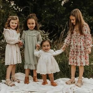 Meet your Posher, Tia